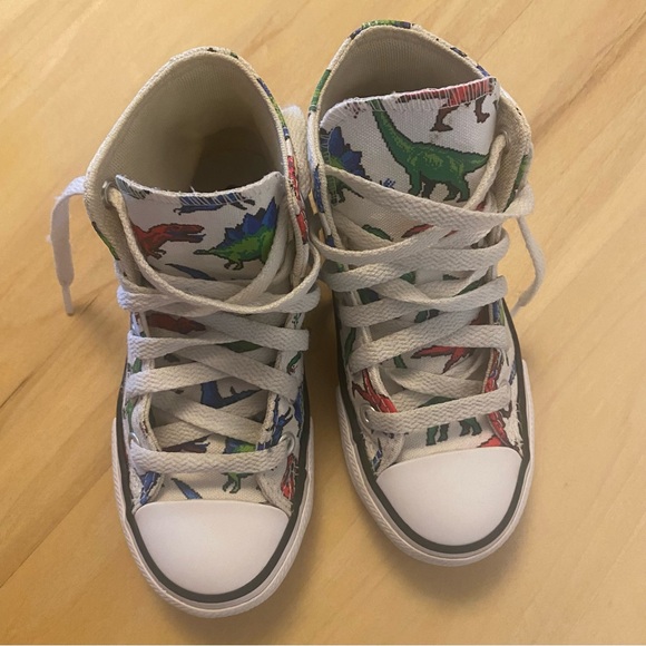 Toddler 10.5 Converse & Sandal Lot - Picture 6 of 15